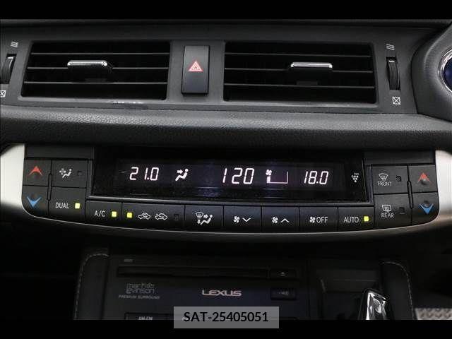 Lexus CT 2011-12 353899-7