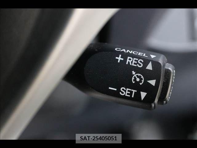 Lexus CT 2011-12 353899-6
