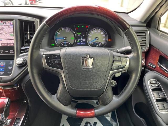 Toyota CROWN MAJESTA 2013-10 26542-4