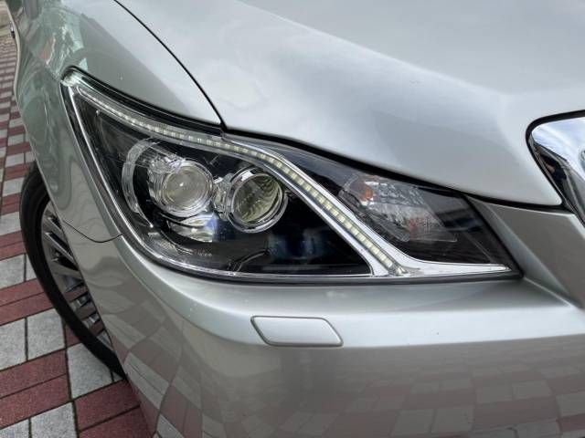 Toyota CROWN MAJESTA 2013-10 26542-10