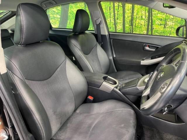 Toyota PRIUS 2014-06 16720-8