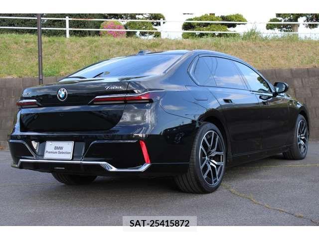 Bmw 7 SERIES 2023-08 263395-12