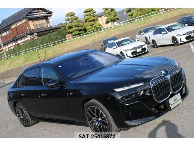 Bmw 7 SERIES 2023-08 263395-16