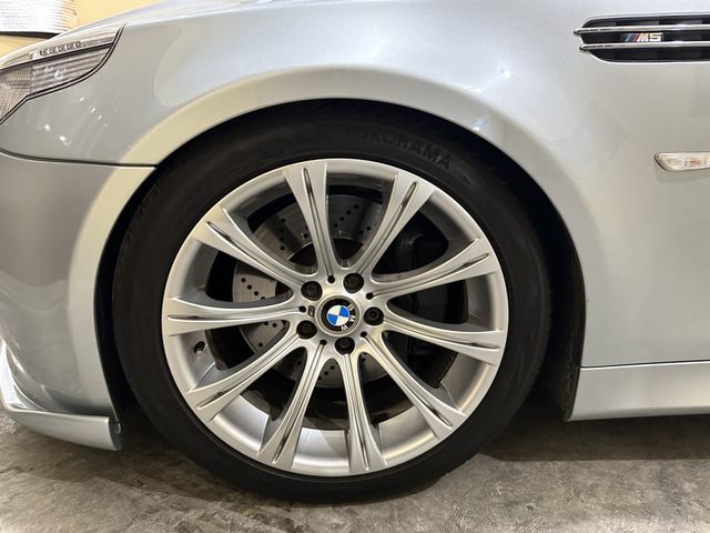 Bmw M5 2005-08 5106-10