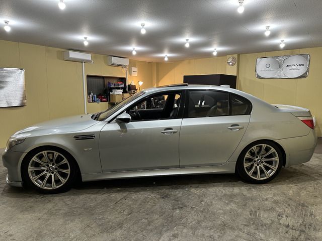 Bmw M5 2005-08 5106-9