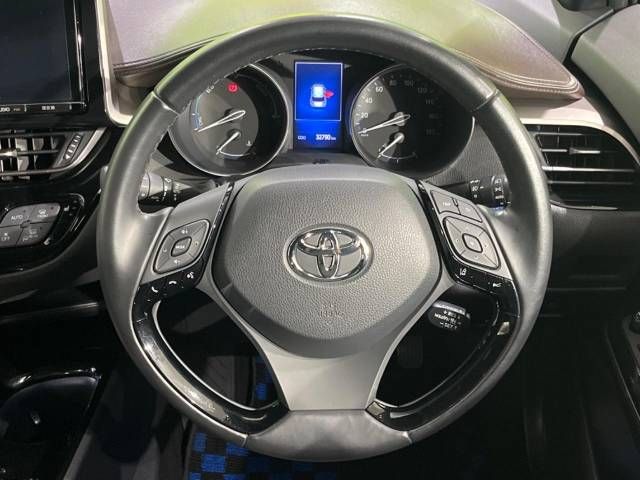 Toyota C-HR 2017-03 26972-11