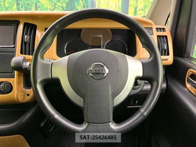 Nissan SERENA 2009-03 254664-11