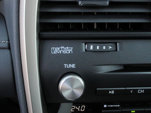 Lexus RX 2022-06 1121-24