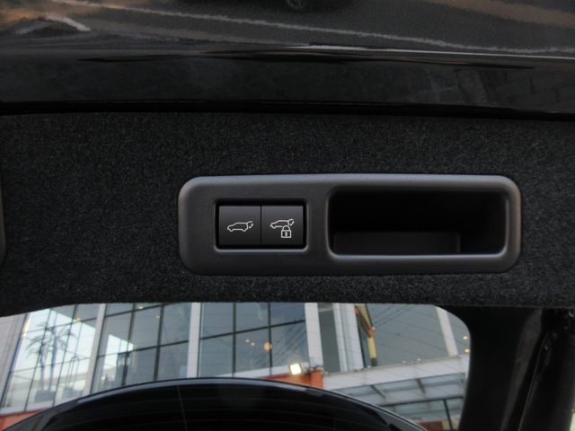 Lexus RX 2022-06 1121-10