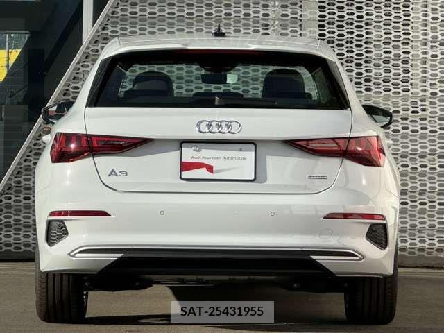 Audi A3 2023-11 260998-3