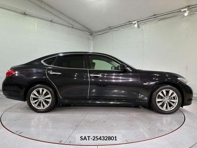 Nissan FUGA 2012-10 270699-7
