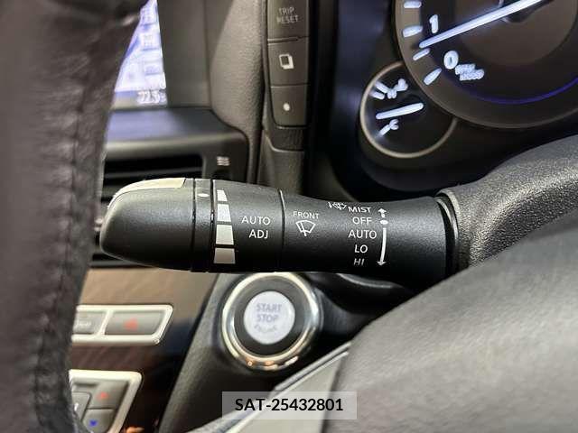 Nissan FUGA 2012-10 270699-16