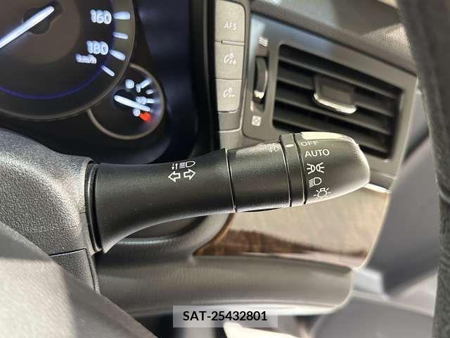 Nissan FUGA 2012-10 270699-15
