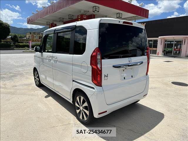 Honda N BOX 2019-06 392593-8