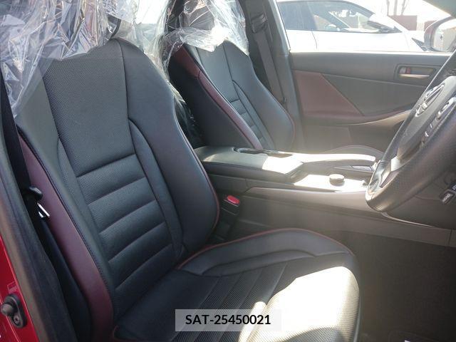 Lexus IS 2017-06 206332-10