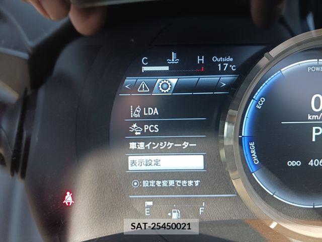 Lexus IS 2017-06 206332-13
