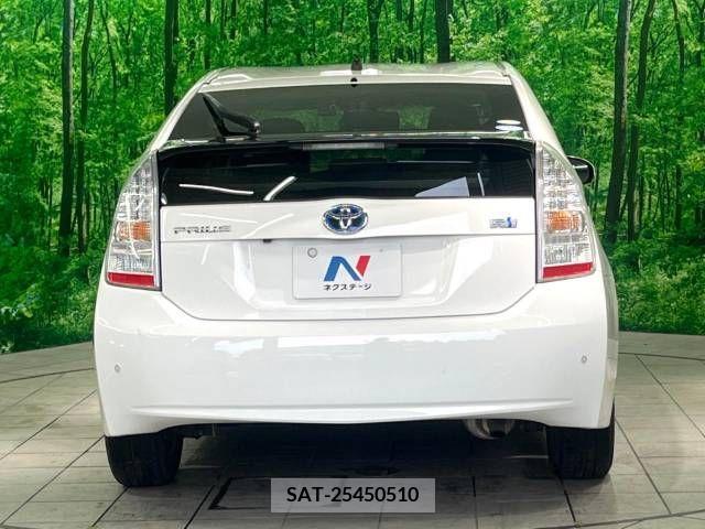 Toyota PRIUS 2010-04 282179-15
