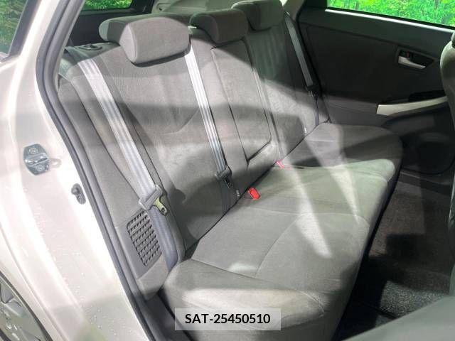 Toyota PRIUS 2010-04 282179-9