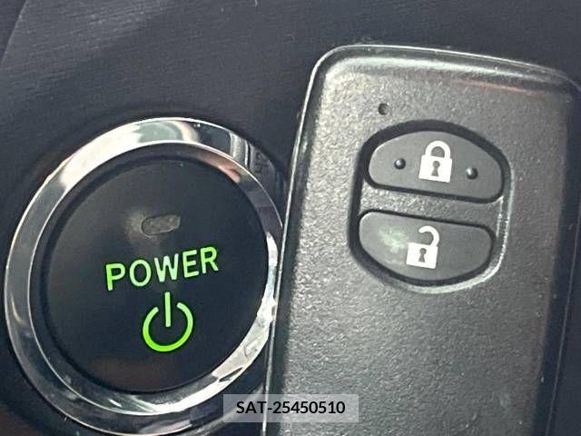 Toyota PRIUS 2010-04 282179-7