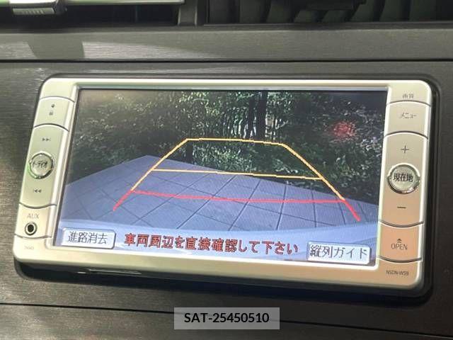 Toyota PRIUS 2010-04 282179-3
