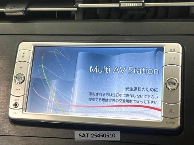 Toyota PRIUS 2010-04 282179-2