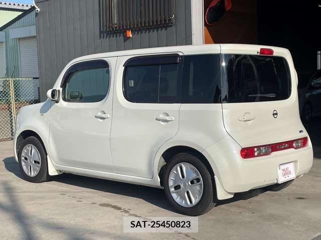 Nissan CUBE 2010-06 221712-6