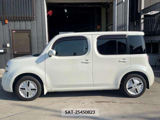 Nissan CUBE 2010-06 221712-8