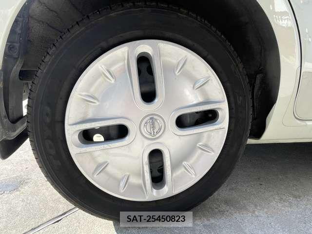 Nissan CUBE 2010-06 221712-9