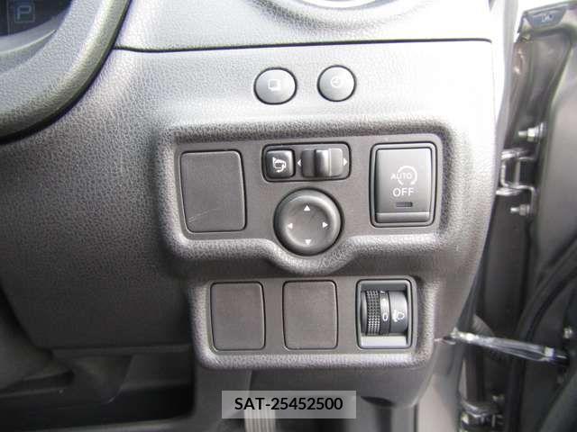 Nissan NOTE 2013-05 280033-1