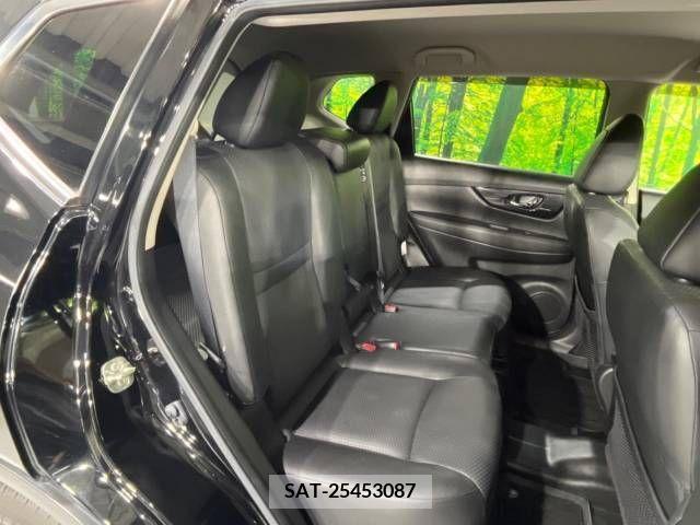 Nissan X-TRAIL 2019-06 378319-10