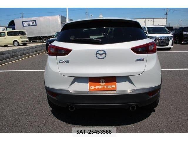Mazda CX-3 2017-01 358471-9