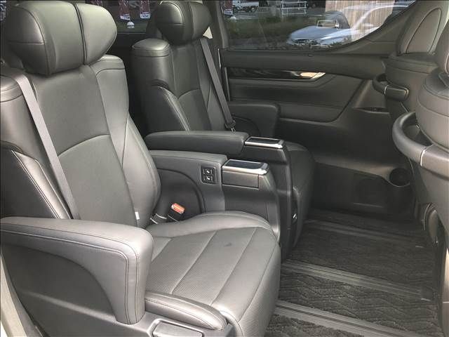 Toyota VELLFIRE 2015-07 11304-9