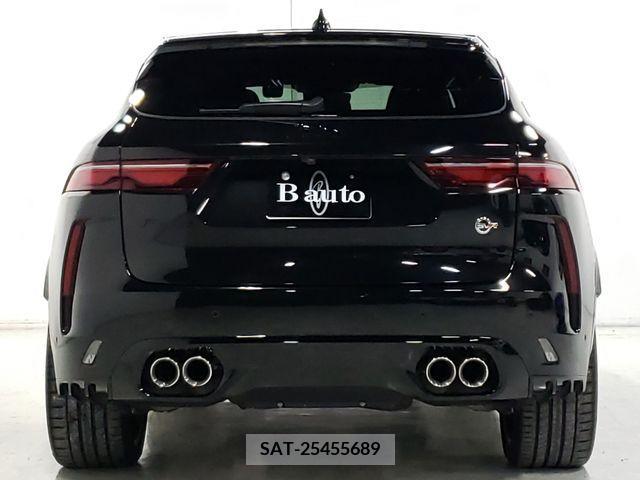 Jaguar F-PACE 2022-11 215598-6