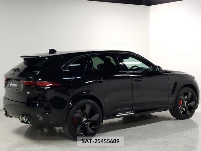 Jaguar F-PACE 2022-11 215598-8