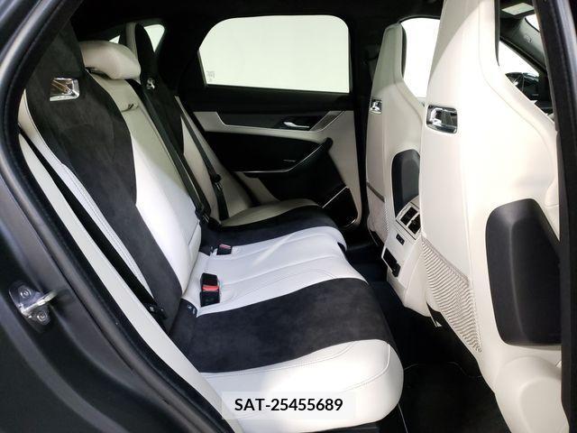 Jaguar F-PACE 2022-11 215598-20