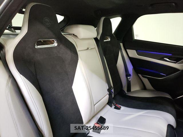 Jaguar F-PACE 2022-11 215598-21