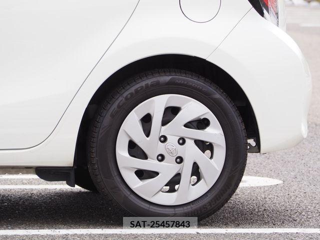 Toyota AQUA 2018-07 254518-10