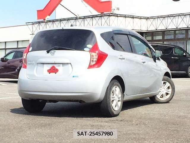 Nissan NOTE 2013-09 346700-2