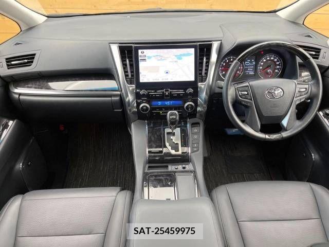 Toyota ALPHARD 2021-12 237697-1