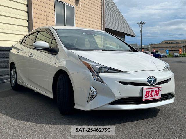 Toyota PRIUS 2017-12 336900-6