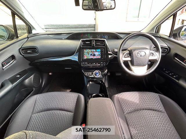 Toyota PRIUS 2017-12 336900-1