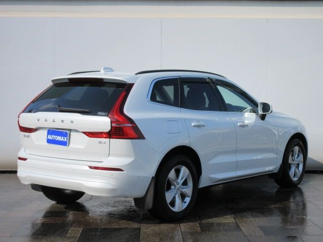 Volvo XC60 2022-09 180991-2