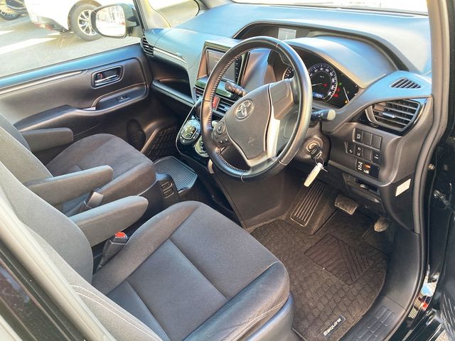Toyota ESQUIRE 2016-09 187309-25