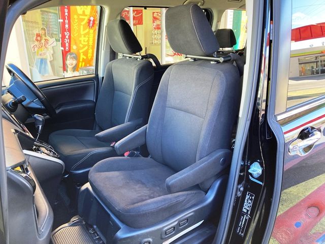 Toyota ESQUIRE 2016-09 187309-10