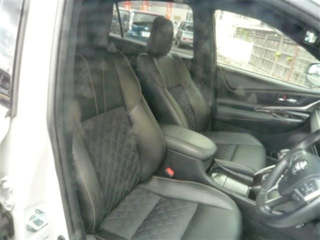 Toyota HARRIER 2017-11 24438-24