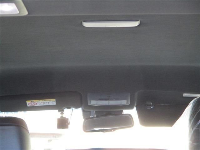 Toyota HARRIER 2017-11 24438-27