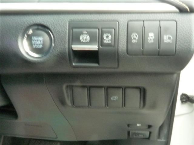 Toyota HARRIER 2017-11 24438-20
