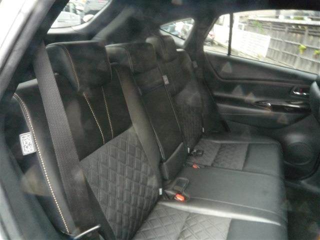 Toyota HARRIER 2017-11 24438-25