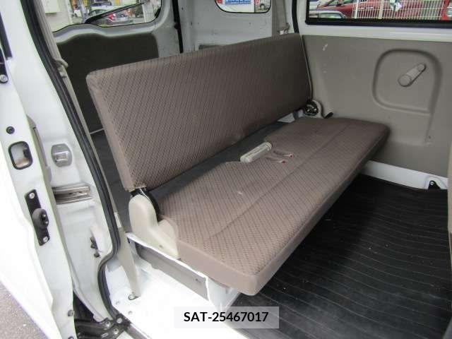 Suzuki EVERY 2018-12 268851-19