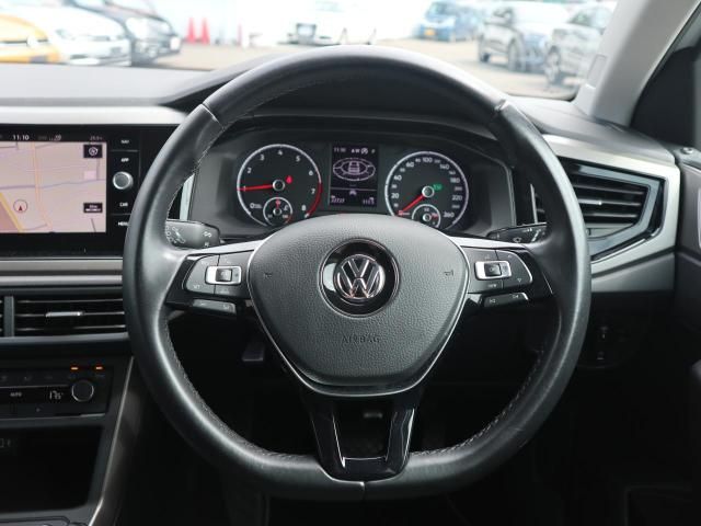 VolksWagen POLO 2020-07 22658-16